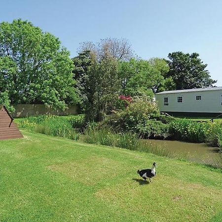 Готель Barmston Farm Кінгстон-апон-Галл Екстер'єр фото